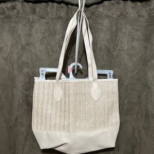 Item 125 off white shoulder bag